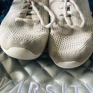 Varsity Cheer Shoes “V Force” size 6.5